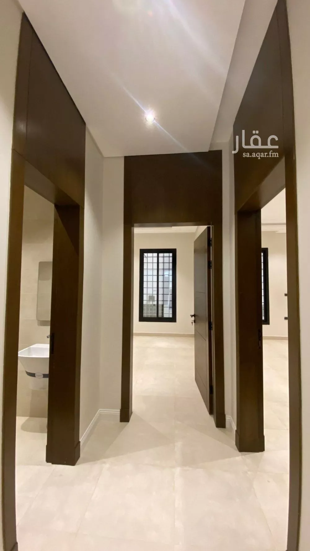 شقة 4 غرف في الروضة 5