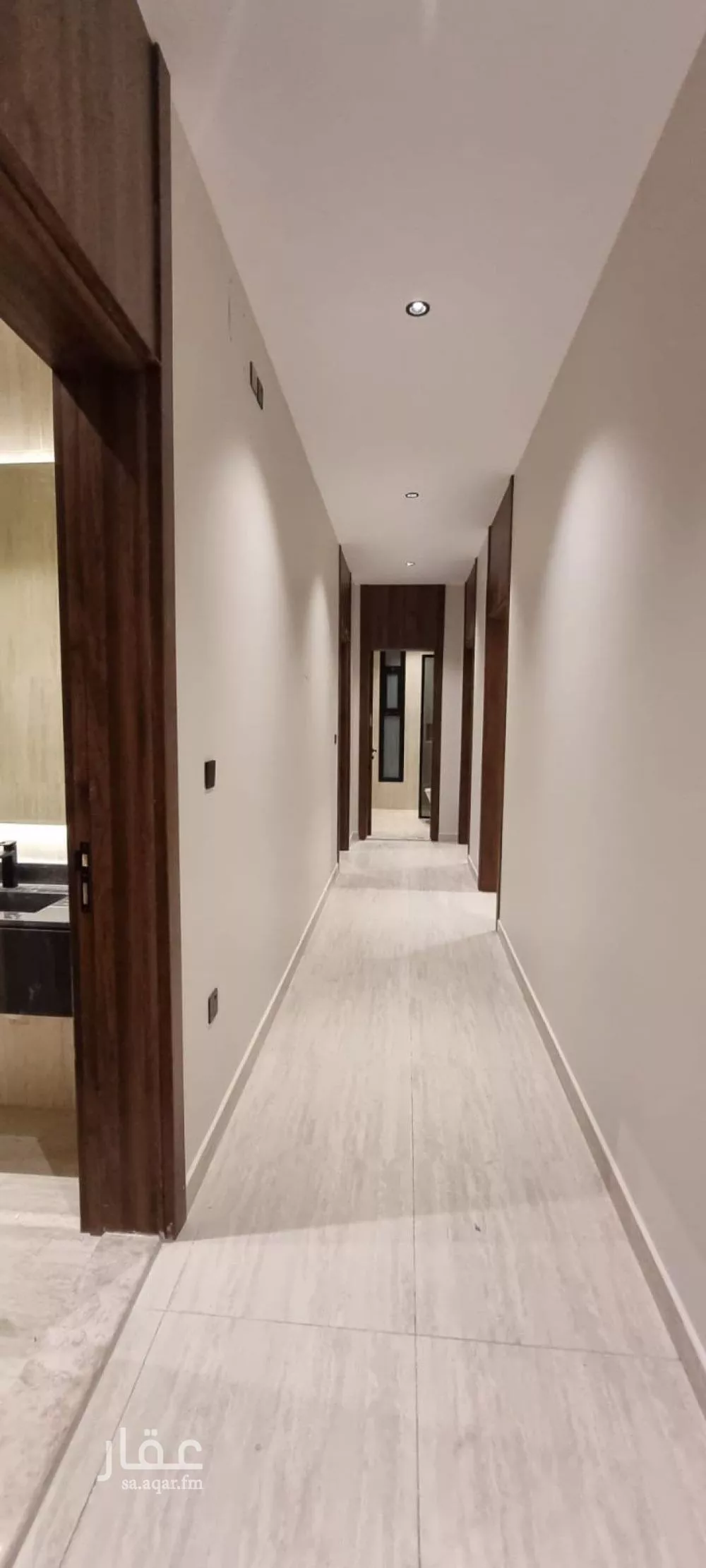 شقة 4 غرف في الروضة 4