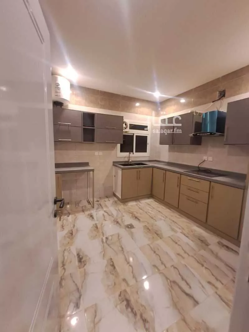 شقة 3 غرف في العارض 2