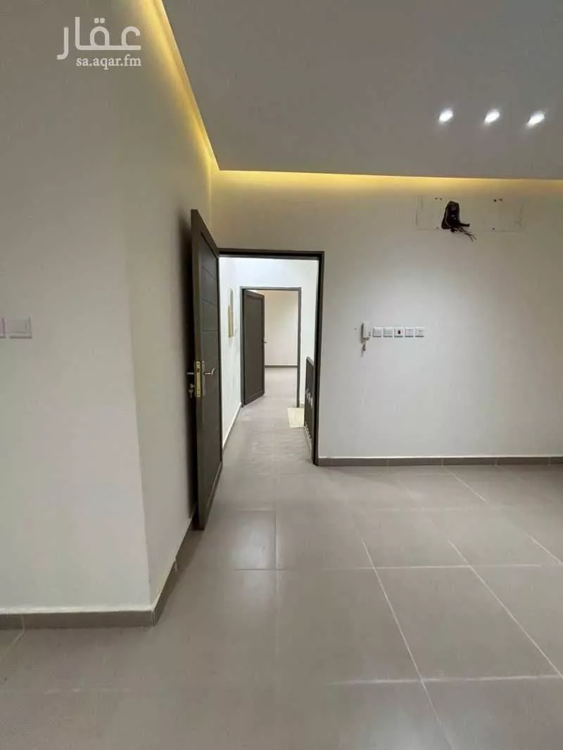 شقة 3 غرف في العارض 1