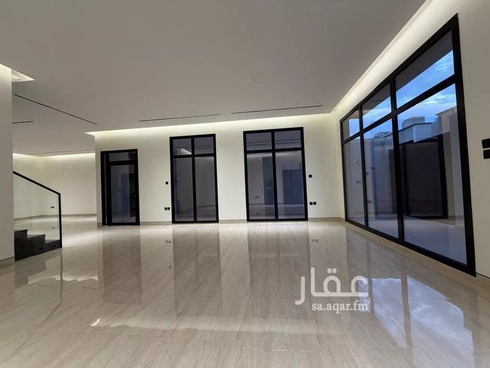 فيلا 5 غرف في النرجس 3