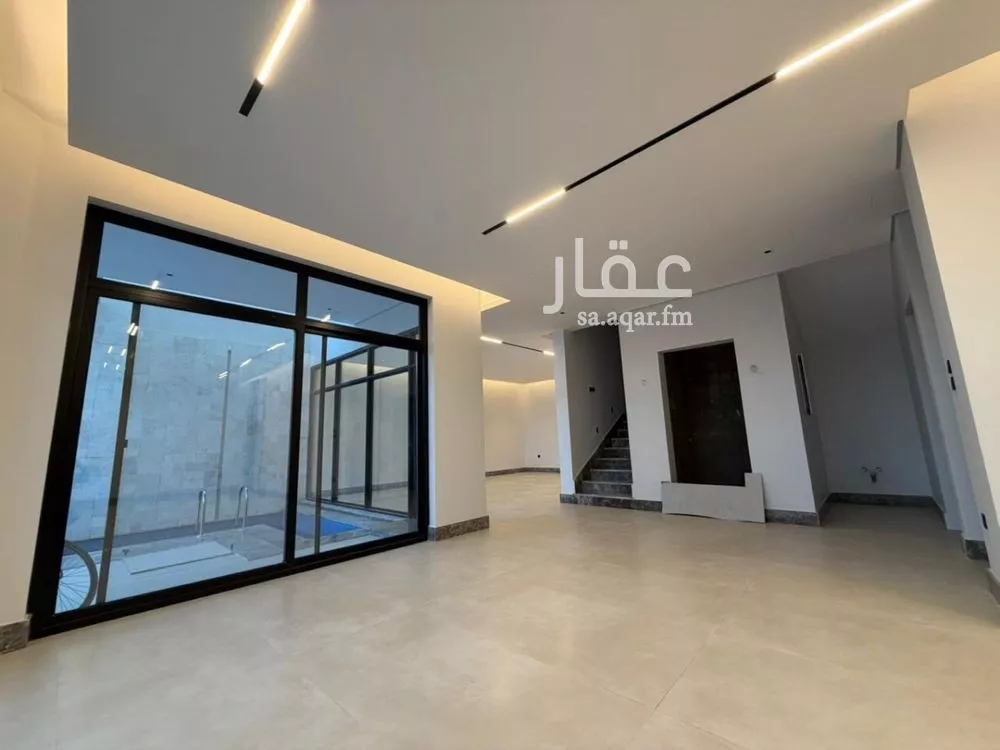 فيلا 5 غرف في النرجس 4