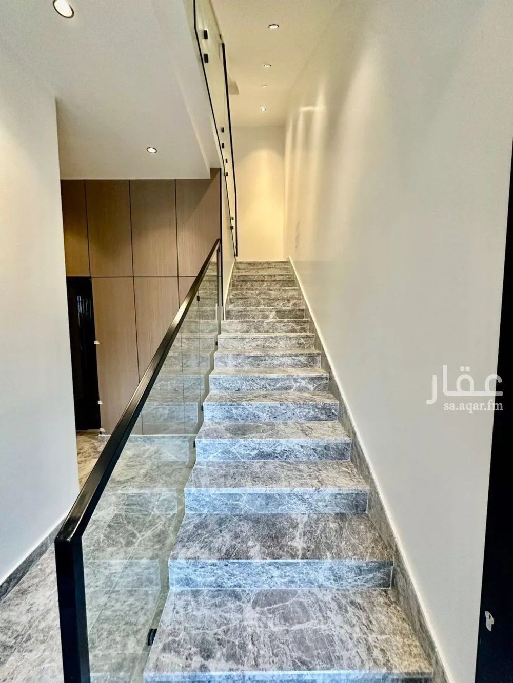 4 bedroom floor in Al Narjis 5