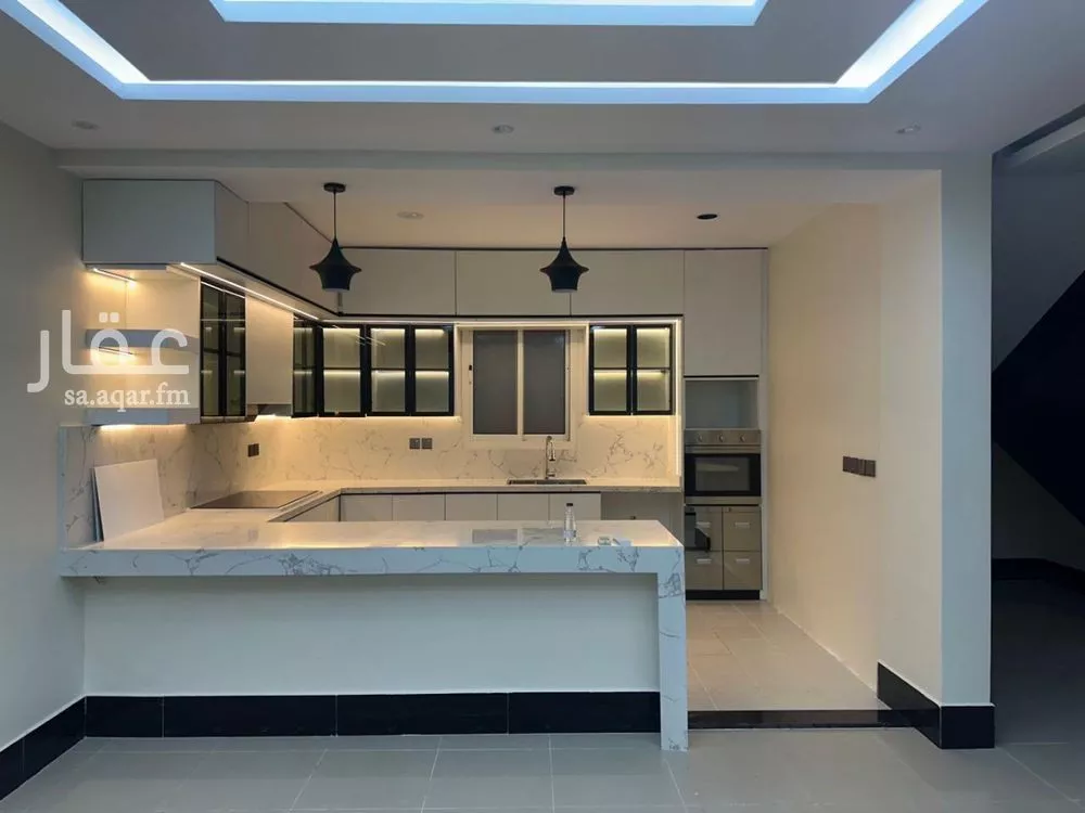 5 bedroom apartment in Al Yasmin 2