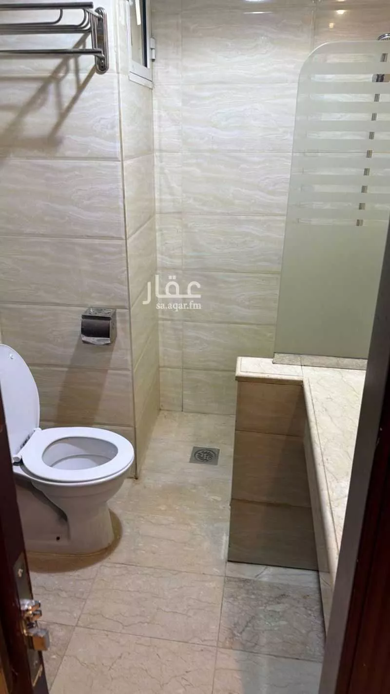 1 bedroom apartment in Al Sharafiyah, Jeddah 10