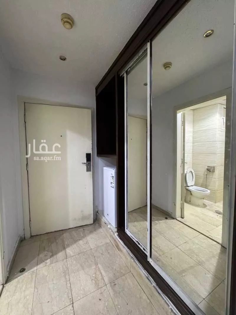 1 bedroom apartment in Al Sharafiyah, Jeddah 9