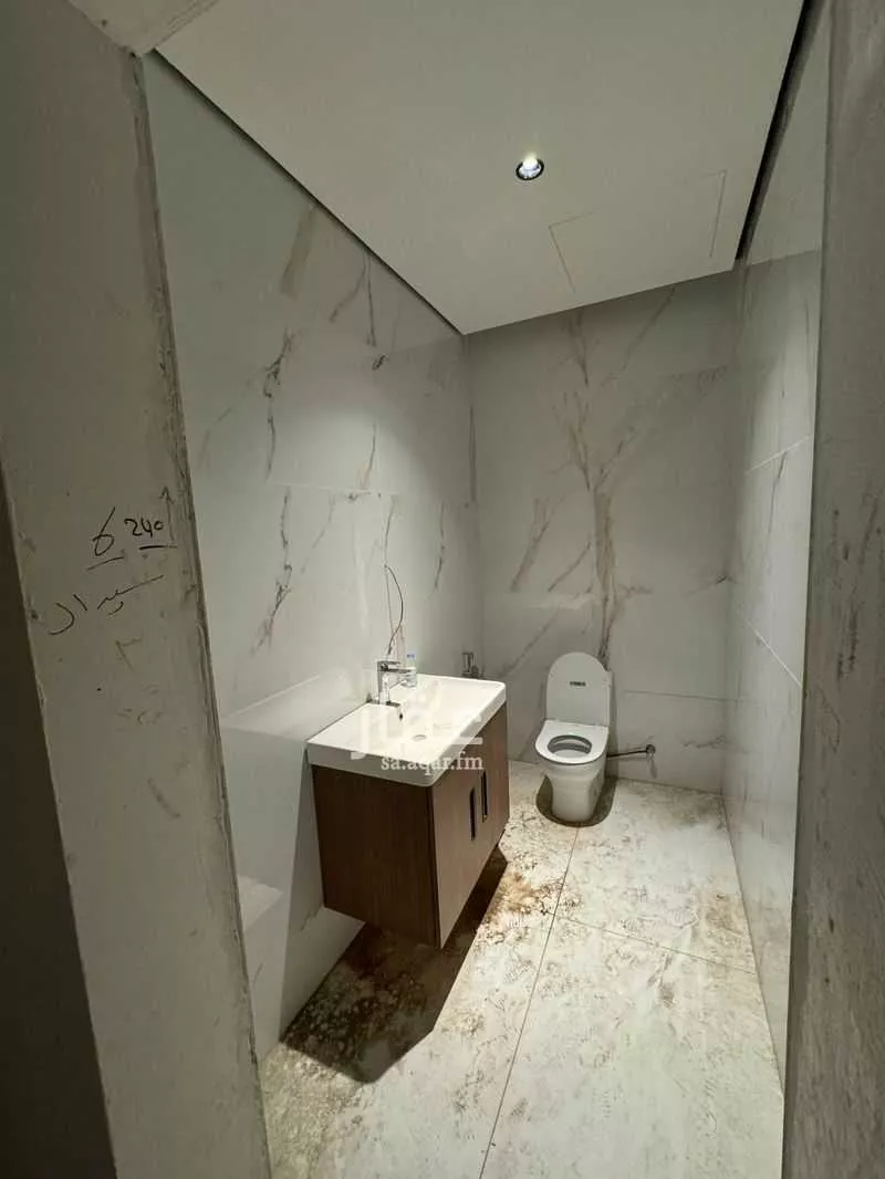 شقة 10 غرف في الملقا 2