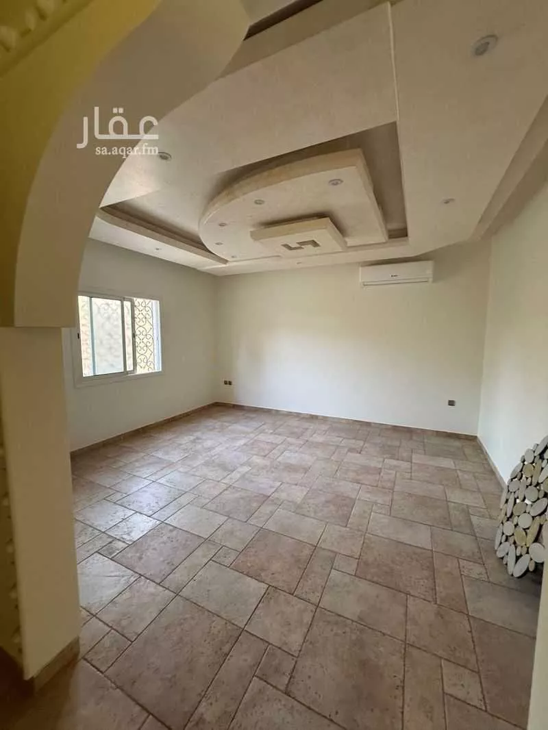 5 bedroom villa in Al Sahafah 3