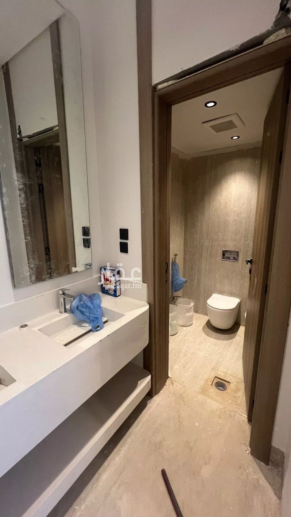 فيلا 6 غرف في المهدية 5