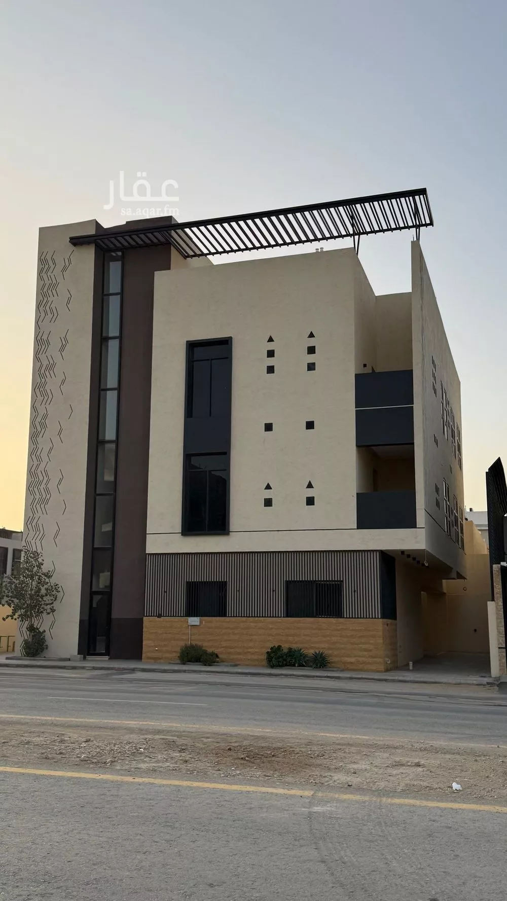 عمارة 400 م² في المهدية 1