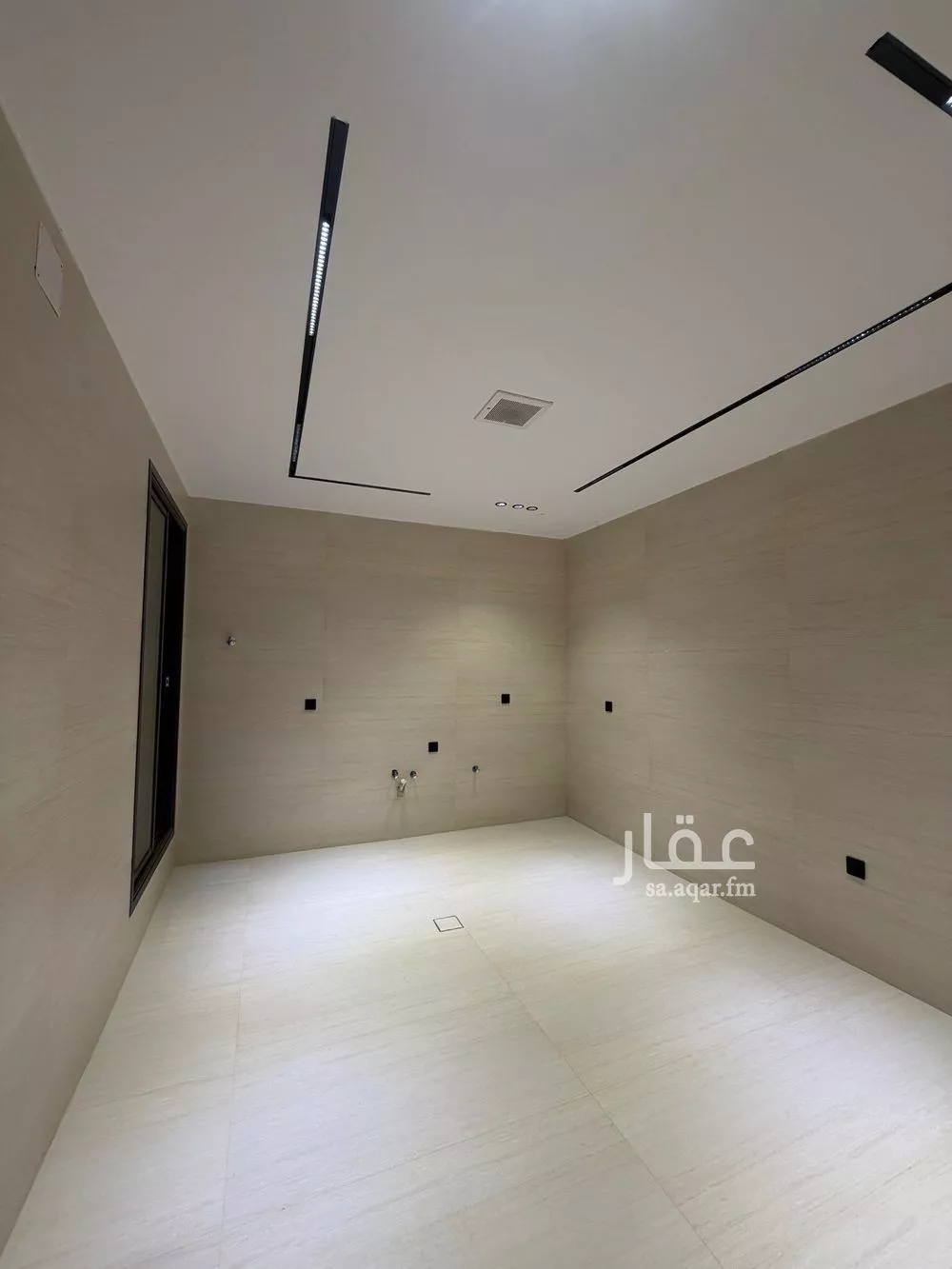 فيلا 6 غرف في المهدية 5