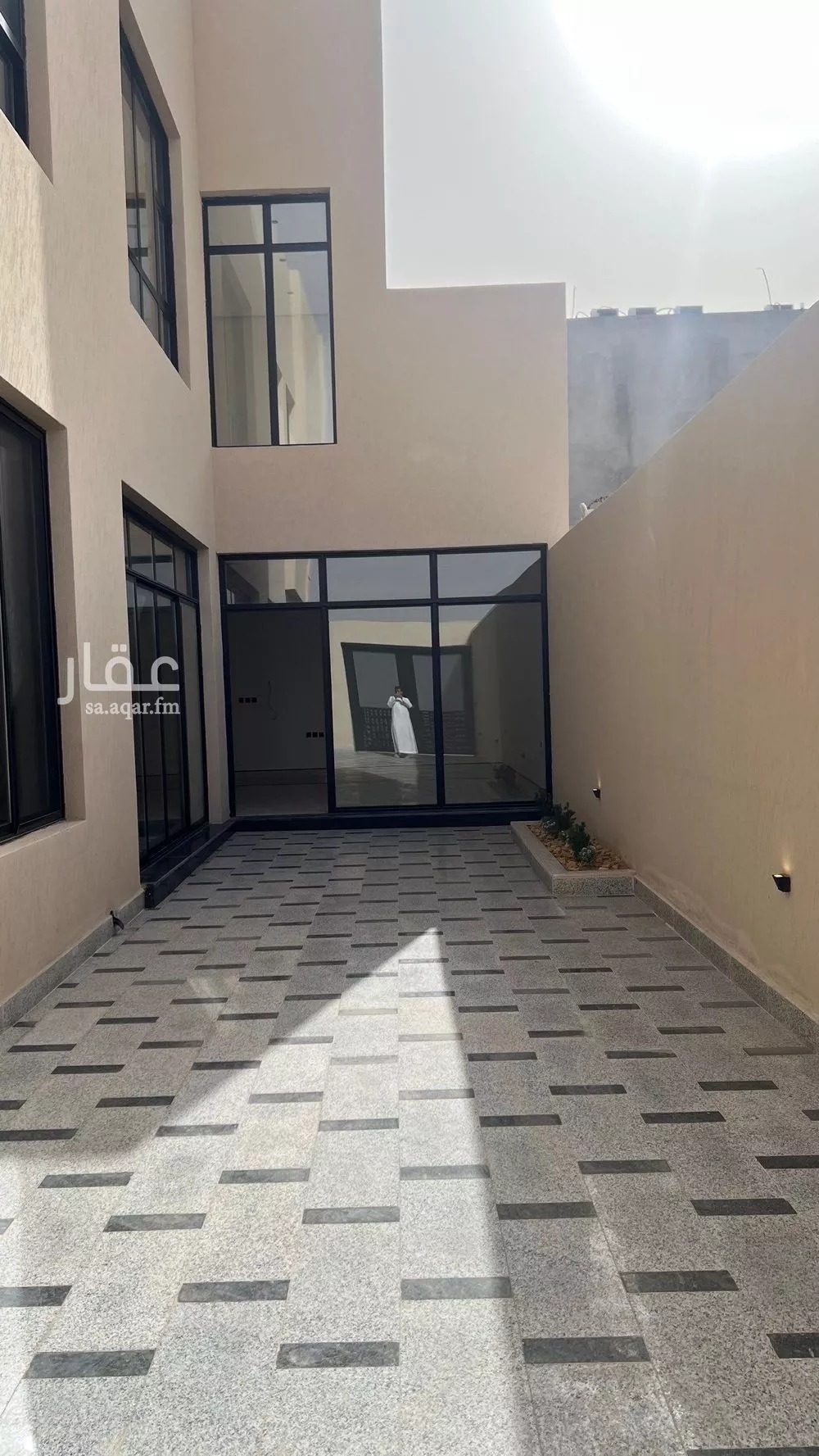 فيلا 6 غرف في المهدية 4