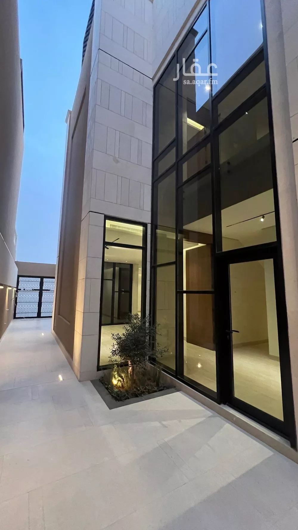 6 bedroom villa in Al Mahdiyyah 2