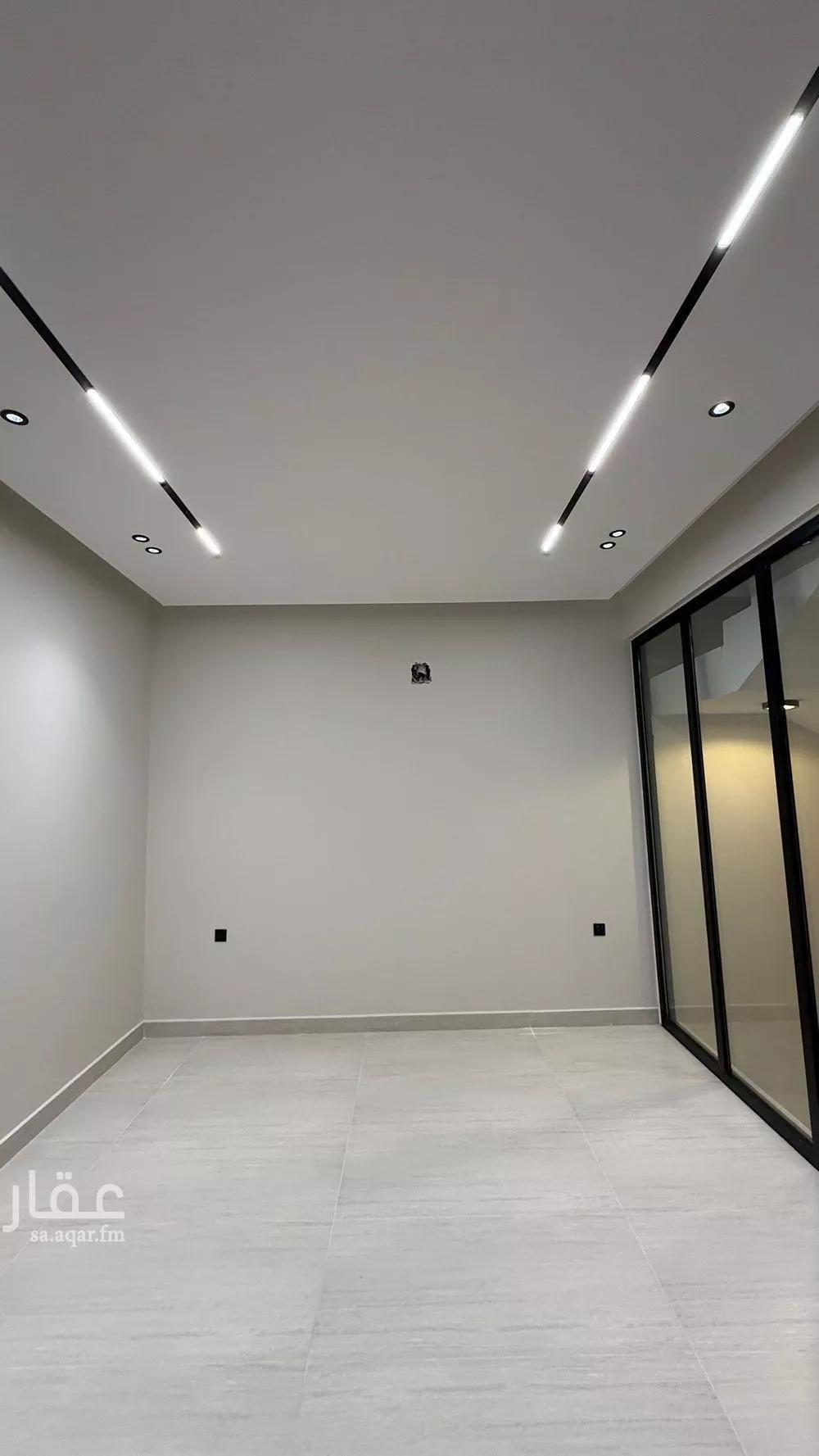 فيلا 6 غرف في المهدية 5