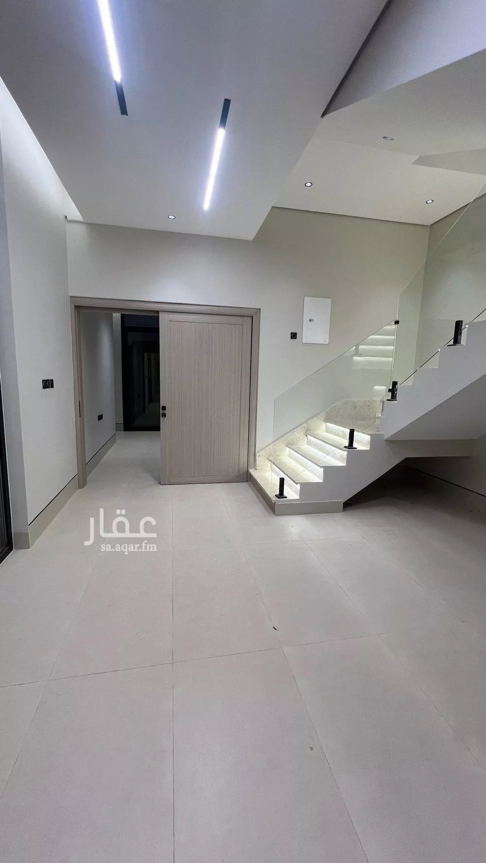 5 bedroom villa in Dhahrat Laban 4