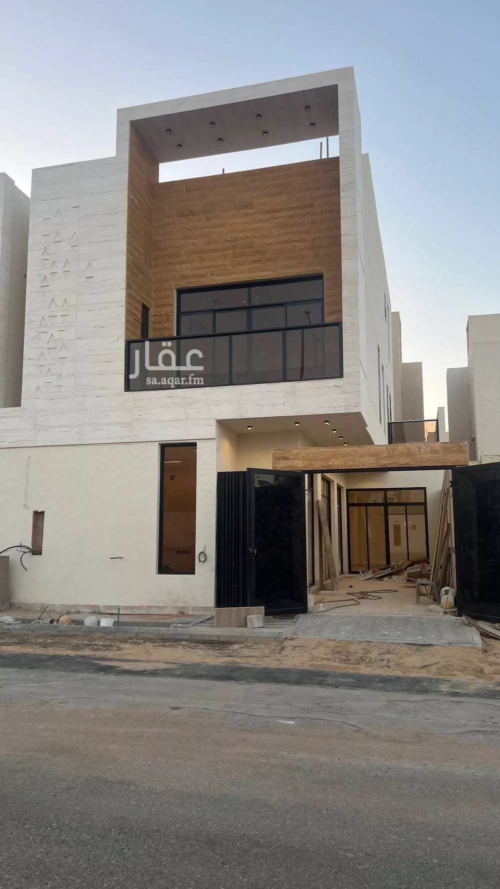 فيلا 6 غرف في المهدية 3