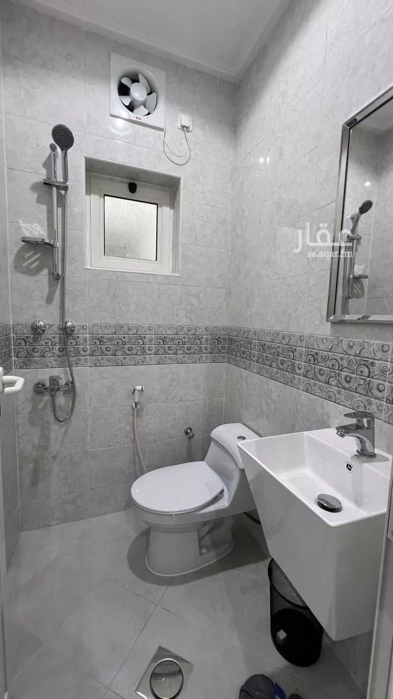 2 bedroom apartment in Al Jalawiyah, Eastern Province 10