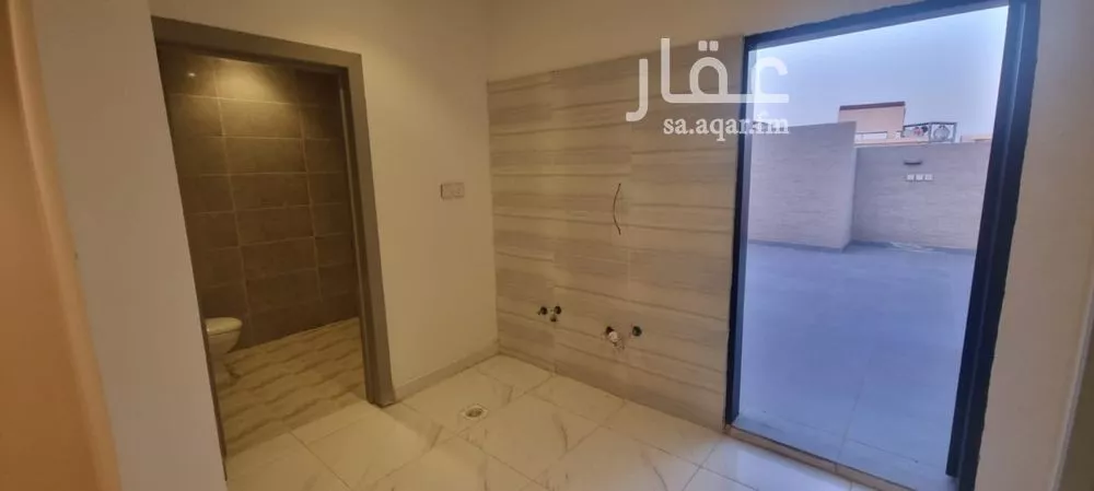 فيلا 7 غرف في عكاظ 4