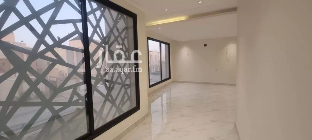 فيلا 7 غرف في عكاظ 5