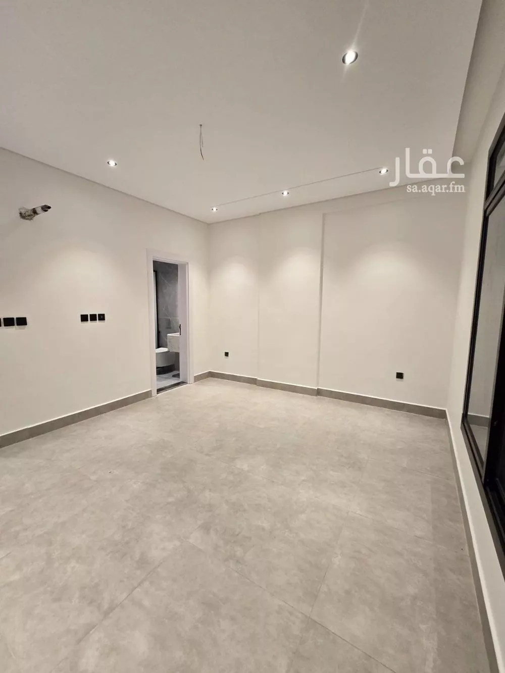 شقة 3 غرف في النعيم 1