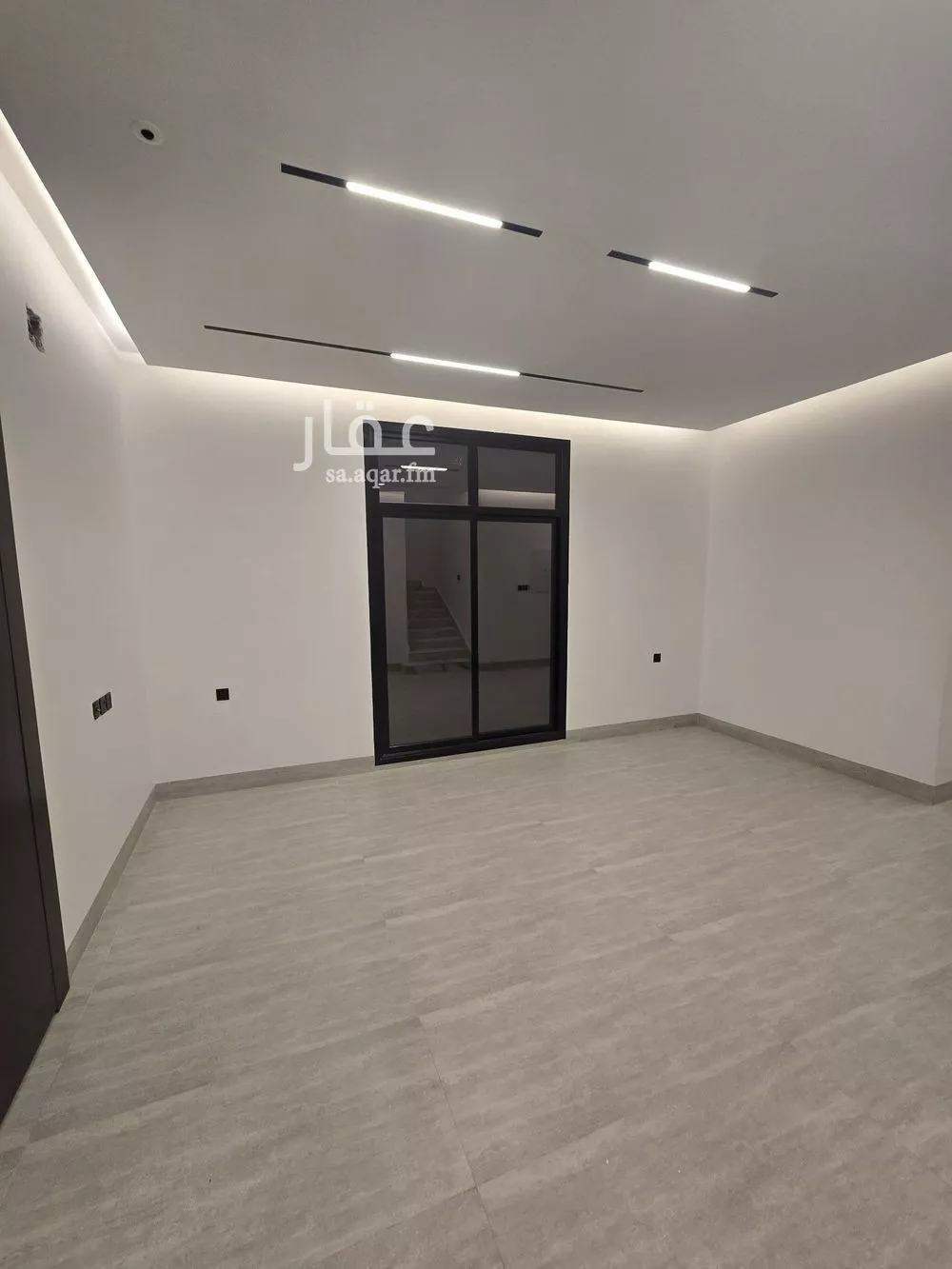 فيلا 5 غرف في الخليج 4