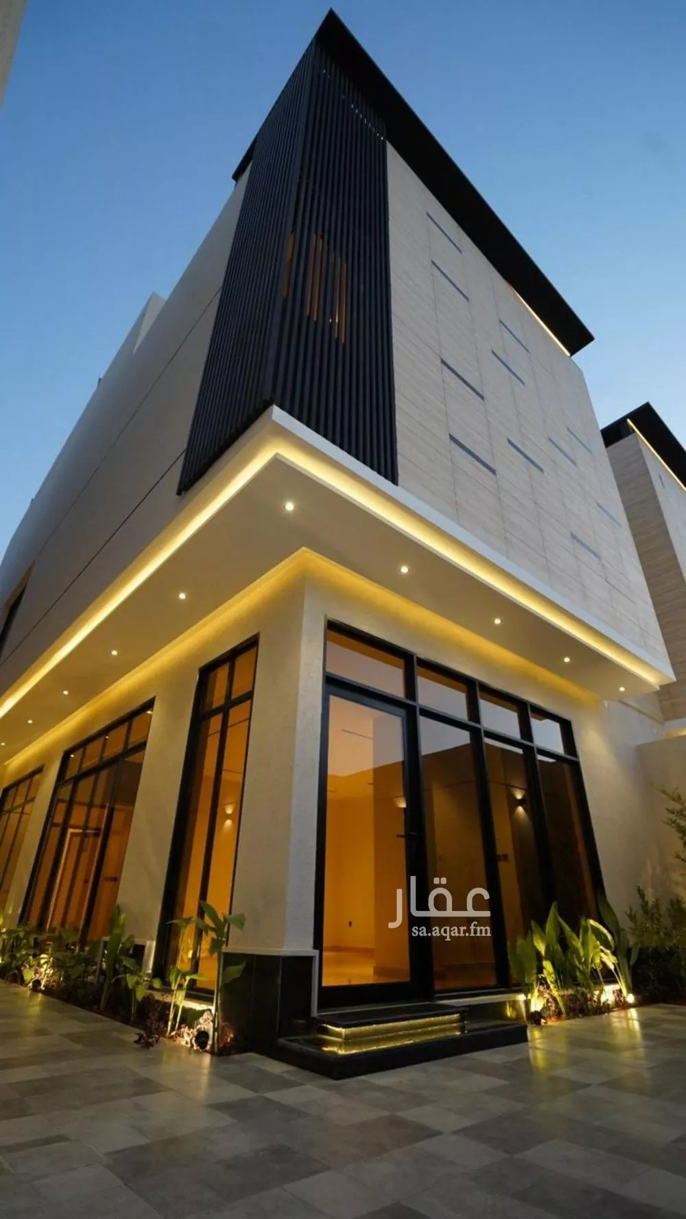 فيلا 5 غرف في العارض 4