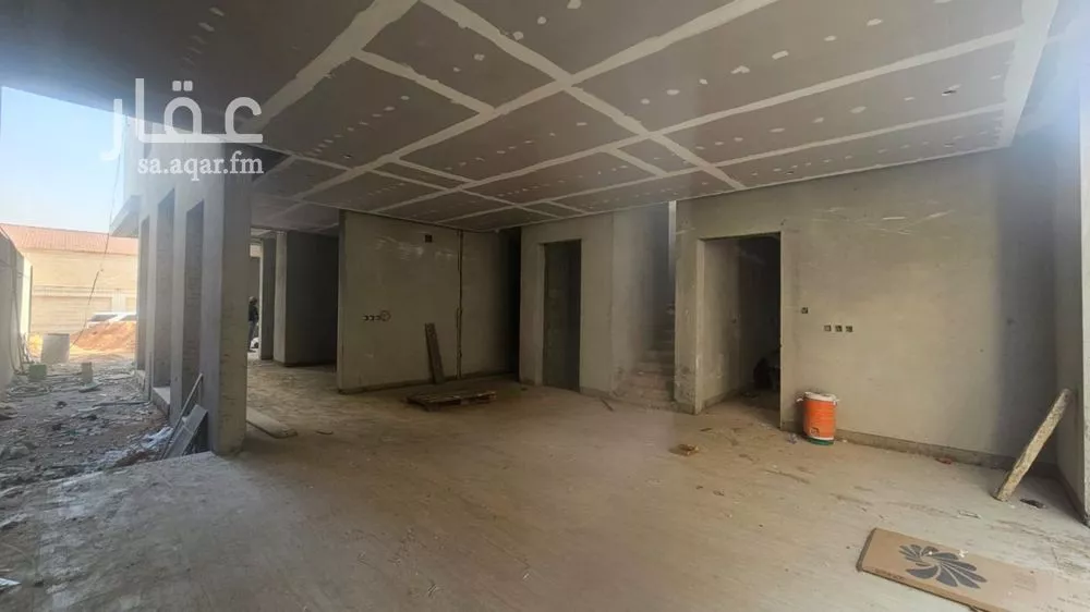 5 bedroom villa in Granada, Riyadh 12