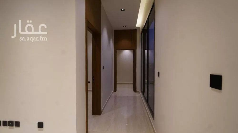 فيلا 5 غرف في العارض 5