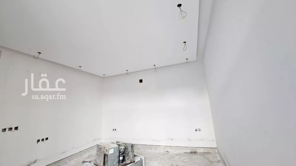 فيلا 5 غرف في الملك فيصل 1