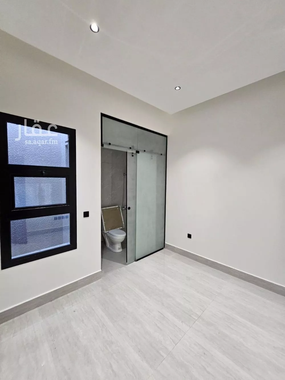 فيلا 4 غرف في النرجس 5