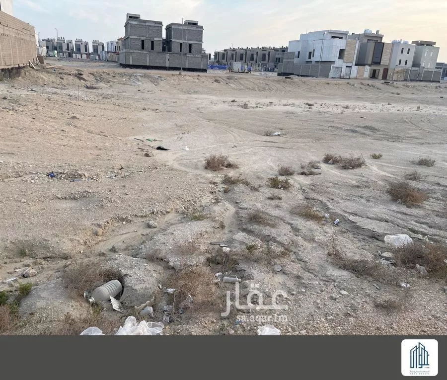 أرض 643 م² في السيف 4