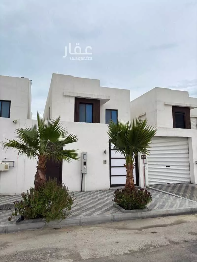 فيلا 5 غرف في الامواج 1