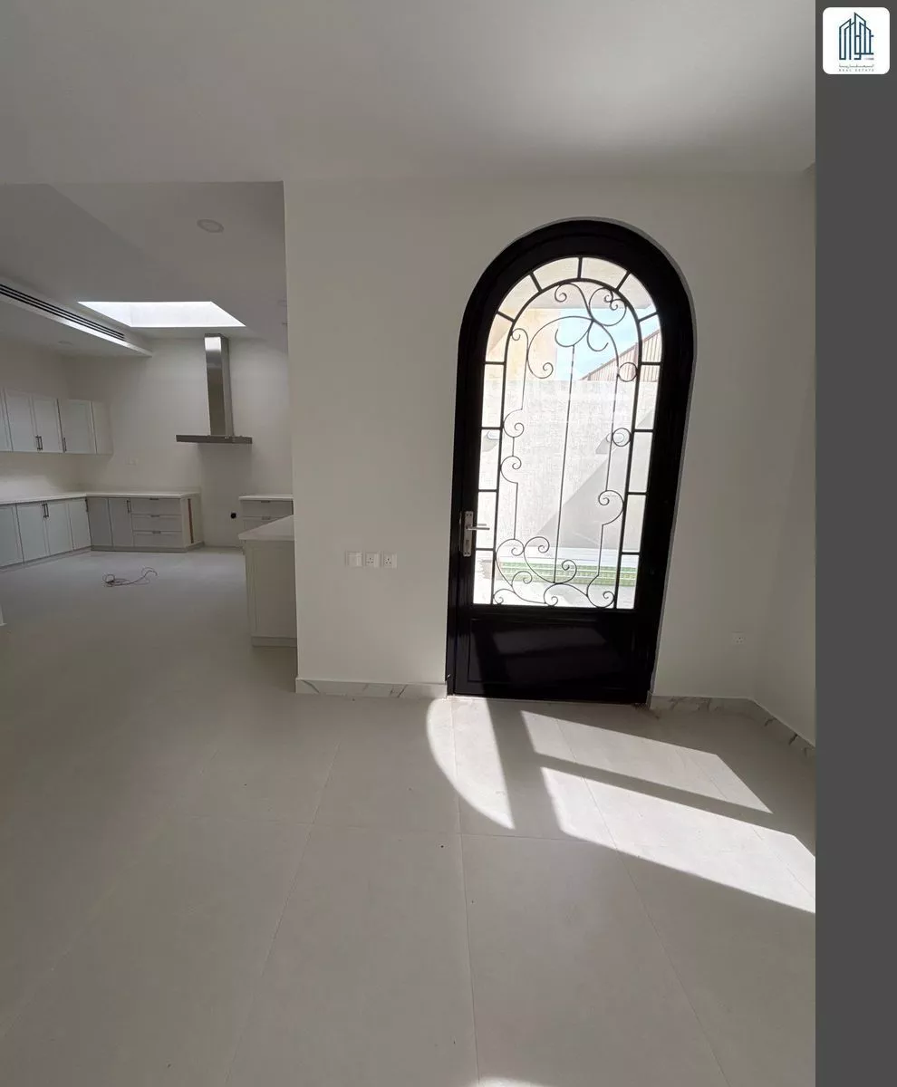 6 bedroom villa in Qurtubah, Eastern Province 11