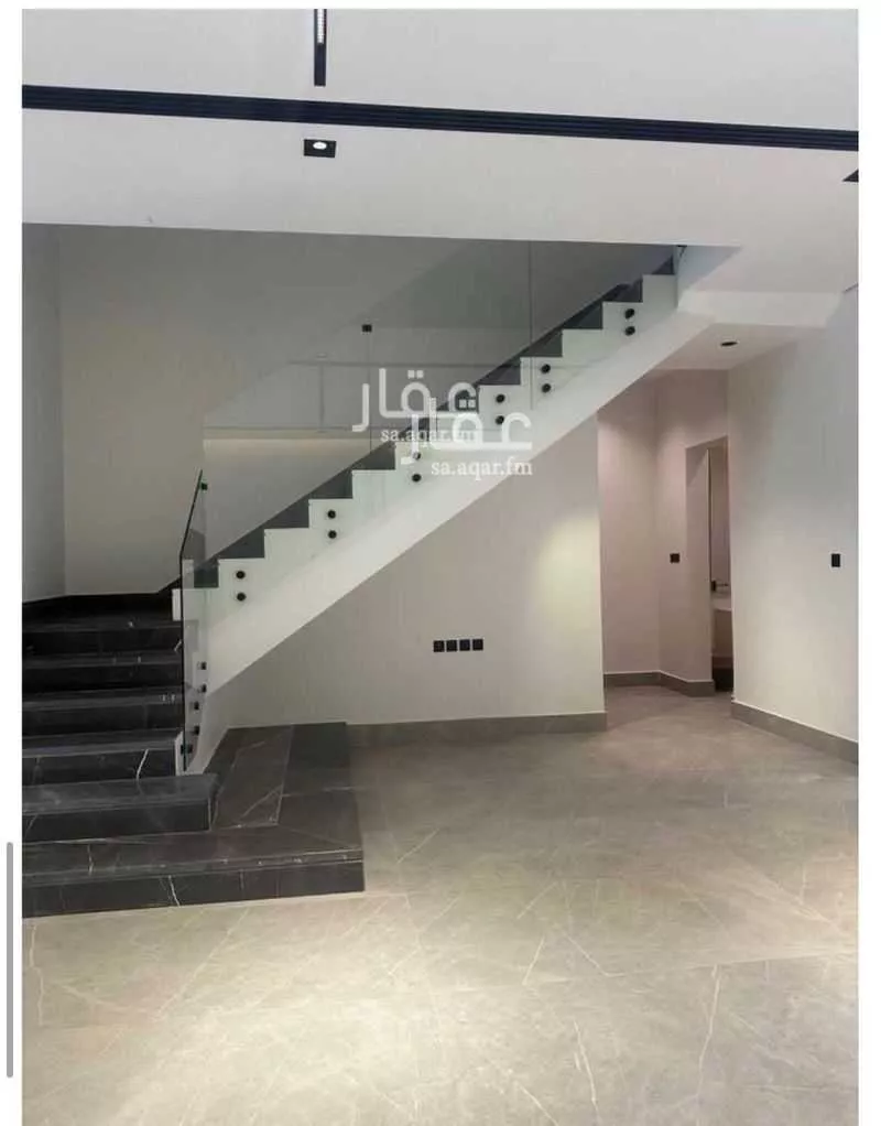 فيلا 5 غرف في العارض 2