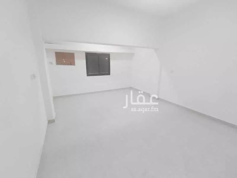 شقة 76 غرف في الديرة 1