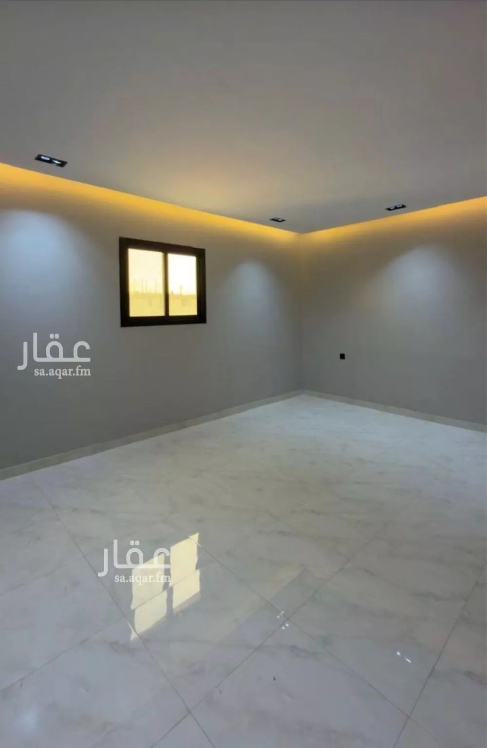 شقة 3 غرف في الرمال 4