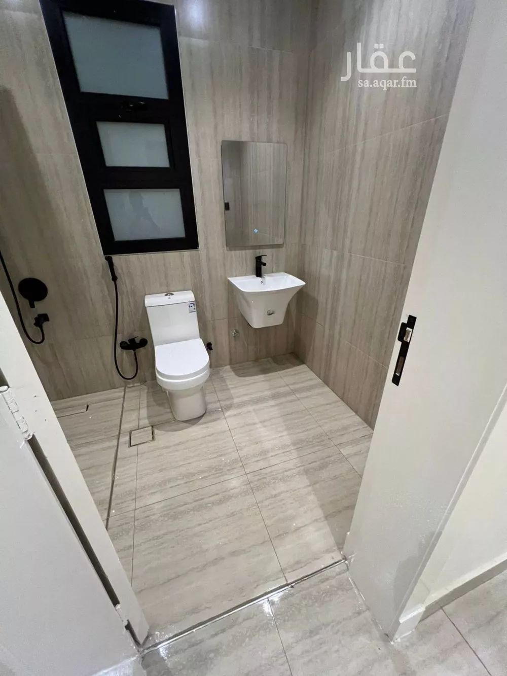 3 bedroom apartment in Ishbiliyah 4