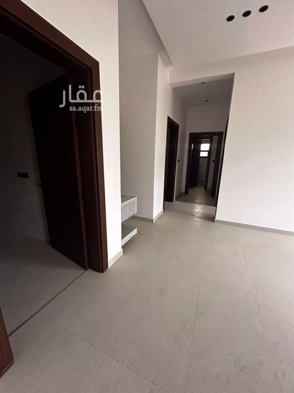 شقة 3 غرف في الرمال 5