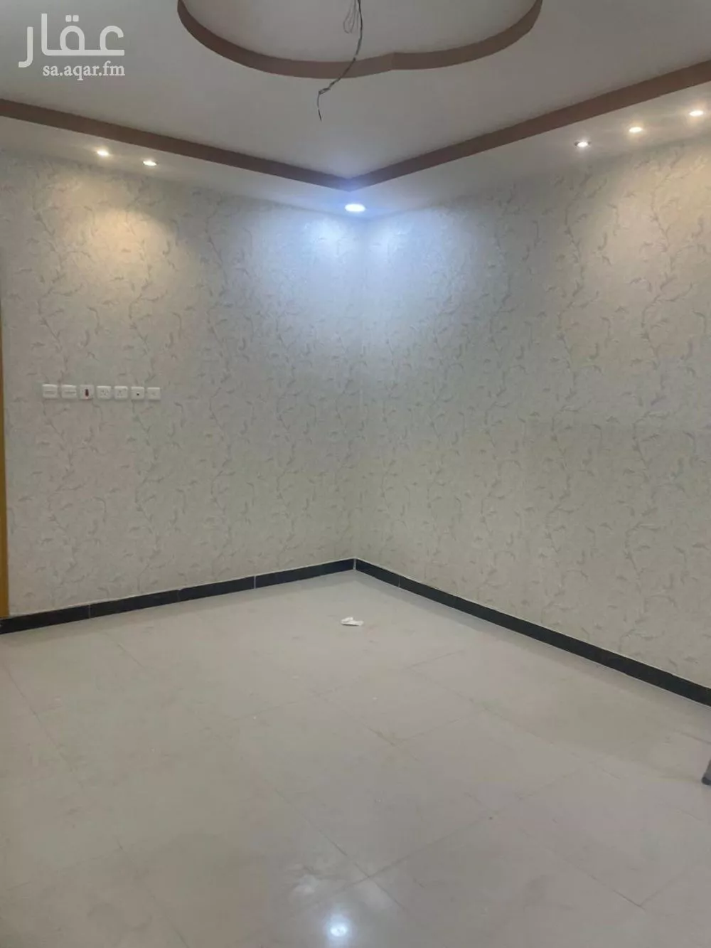 شقة 3 غرف في الرمال 3