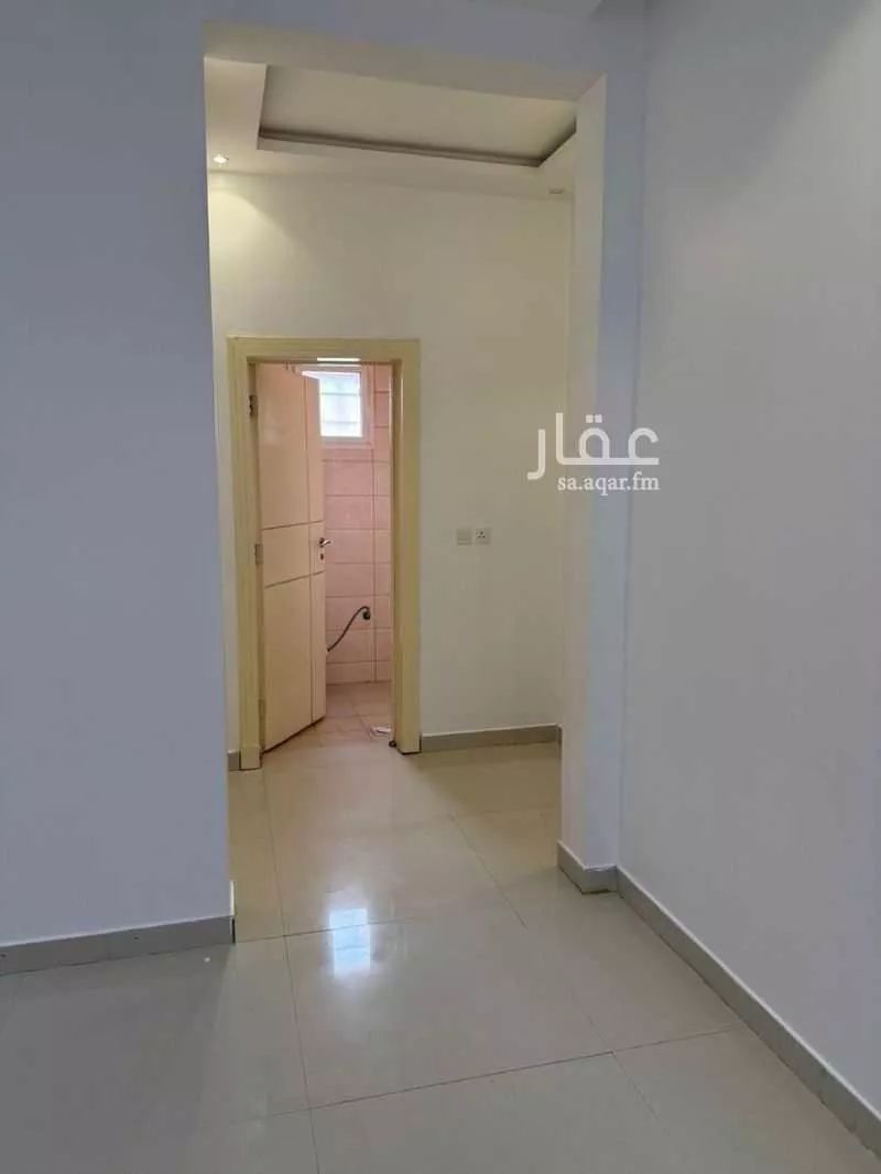 شقة 3 غرف في الرمال 5