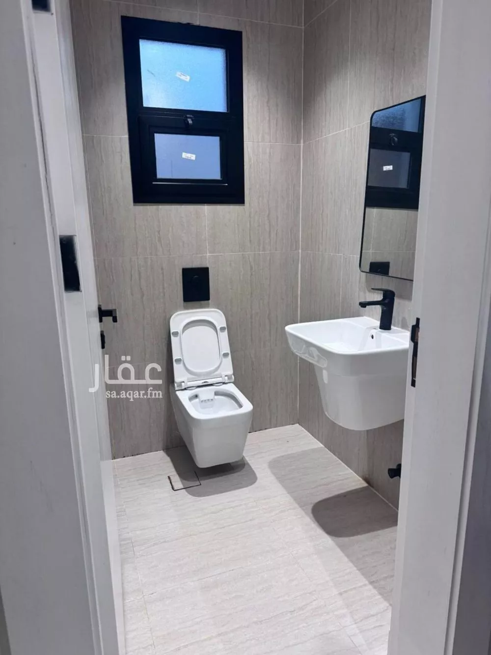 4 bedroom floor in Al Rimal 5