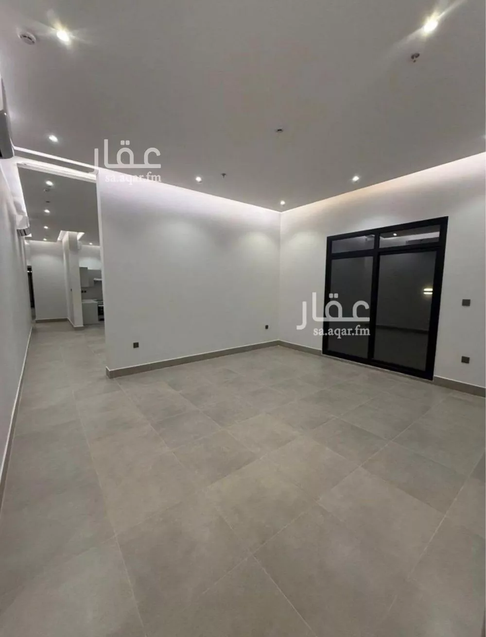 شقة 3 غرف في اشبيلية 1