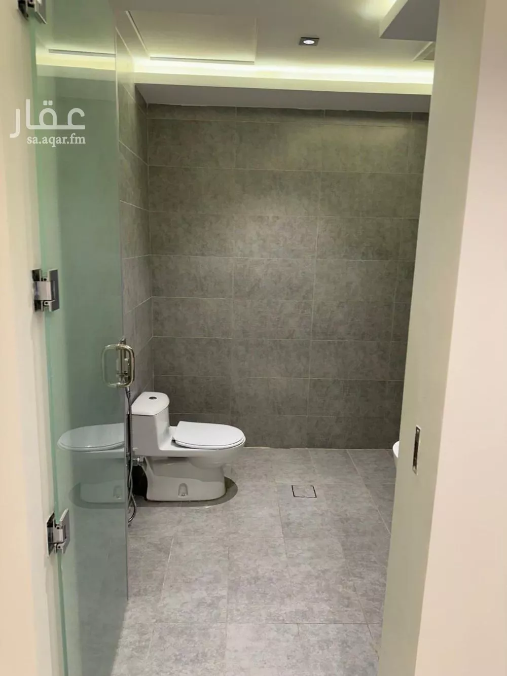 شقة 3 غرف في الرمال 2