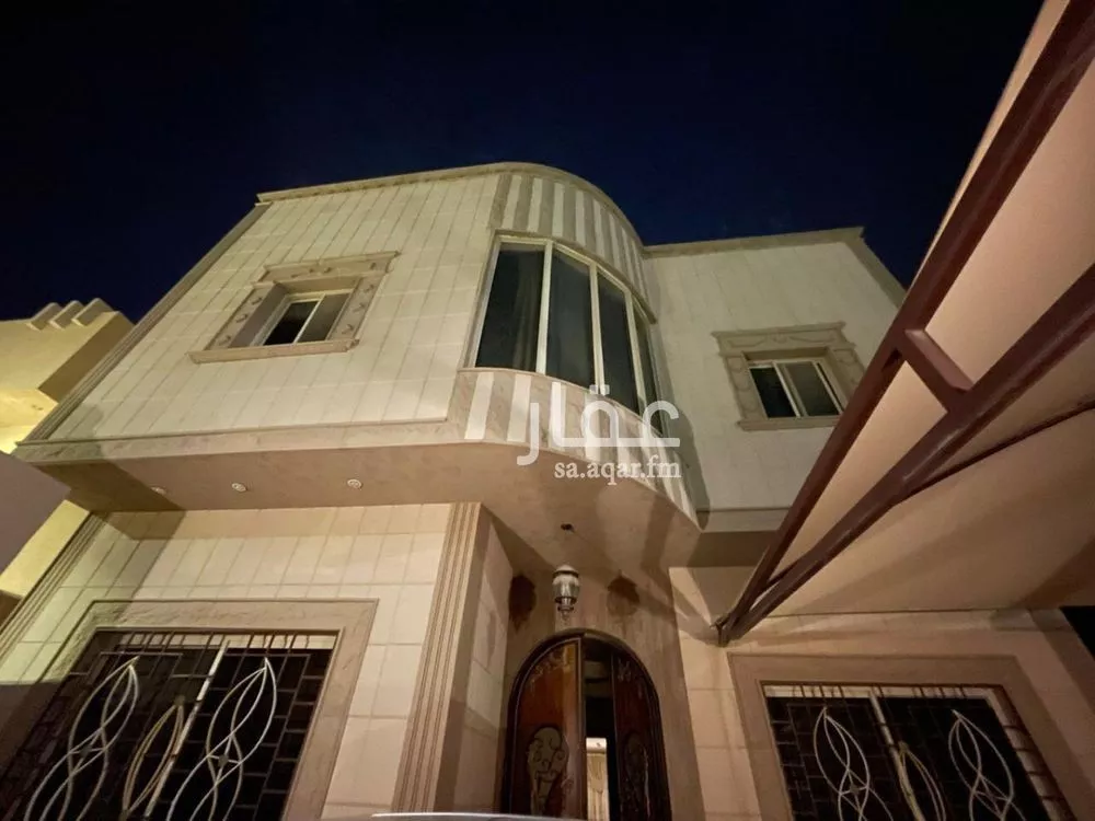 فيلا 8 غرف في الياسمين 5