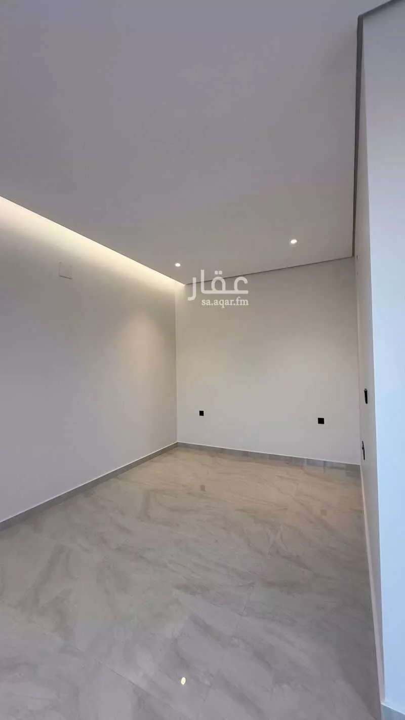 فيلا 5 غرف في النرجس 3