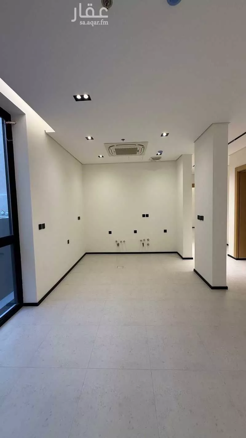 شقة 3 غرف في الملقا 5