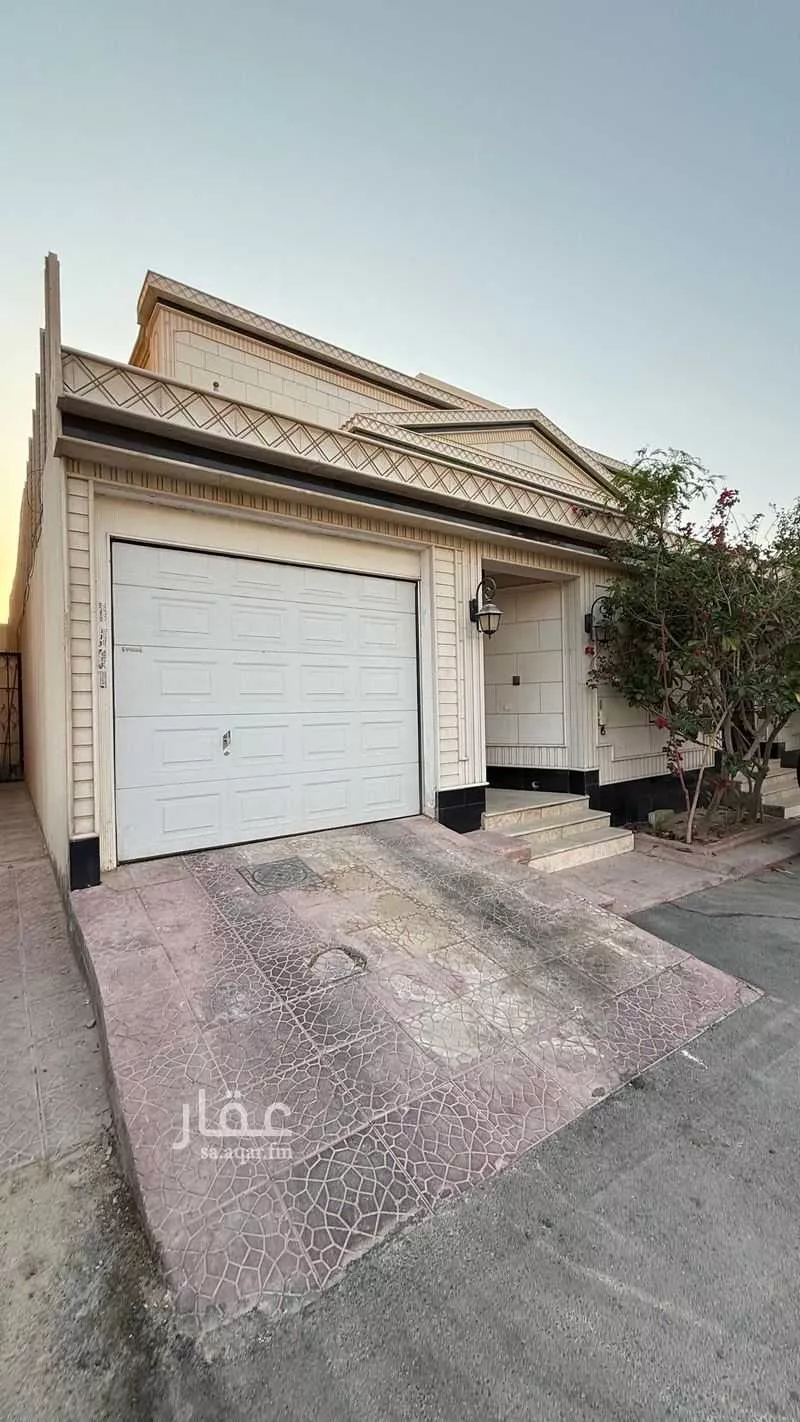 فيلا 5 غرف في الازدهار