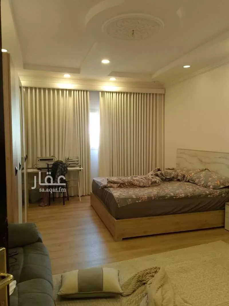 فيلا 8 غرف في الدفاع 4