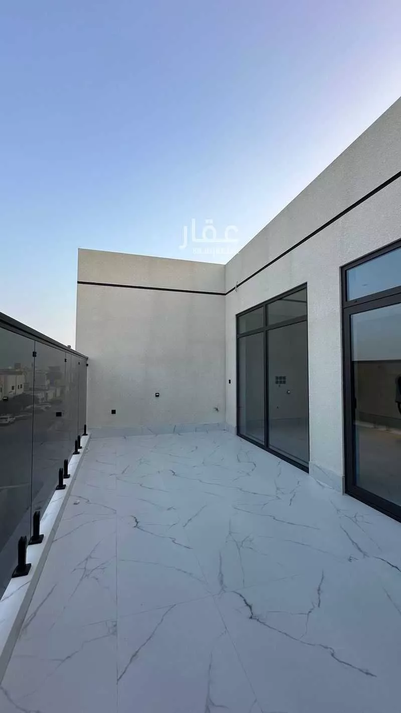 3 bedroom floor in Al Manar 4