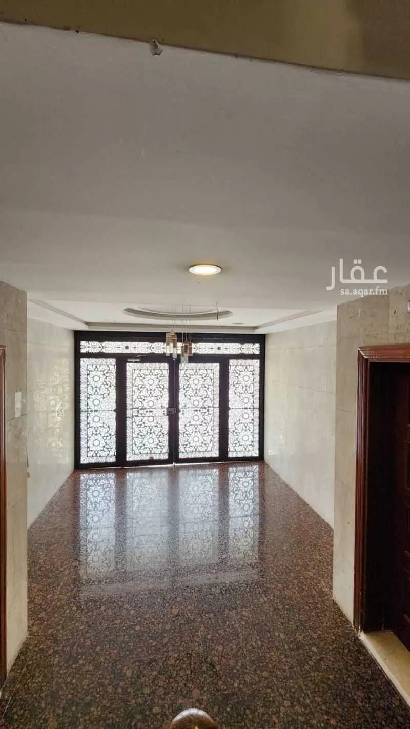 8 bedroom building in Al Rehab, Jeddah 9